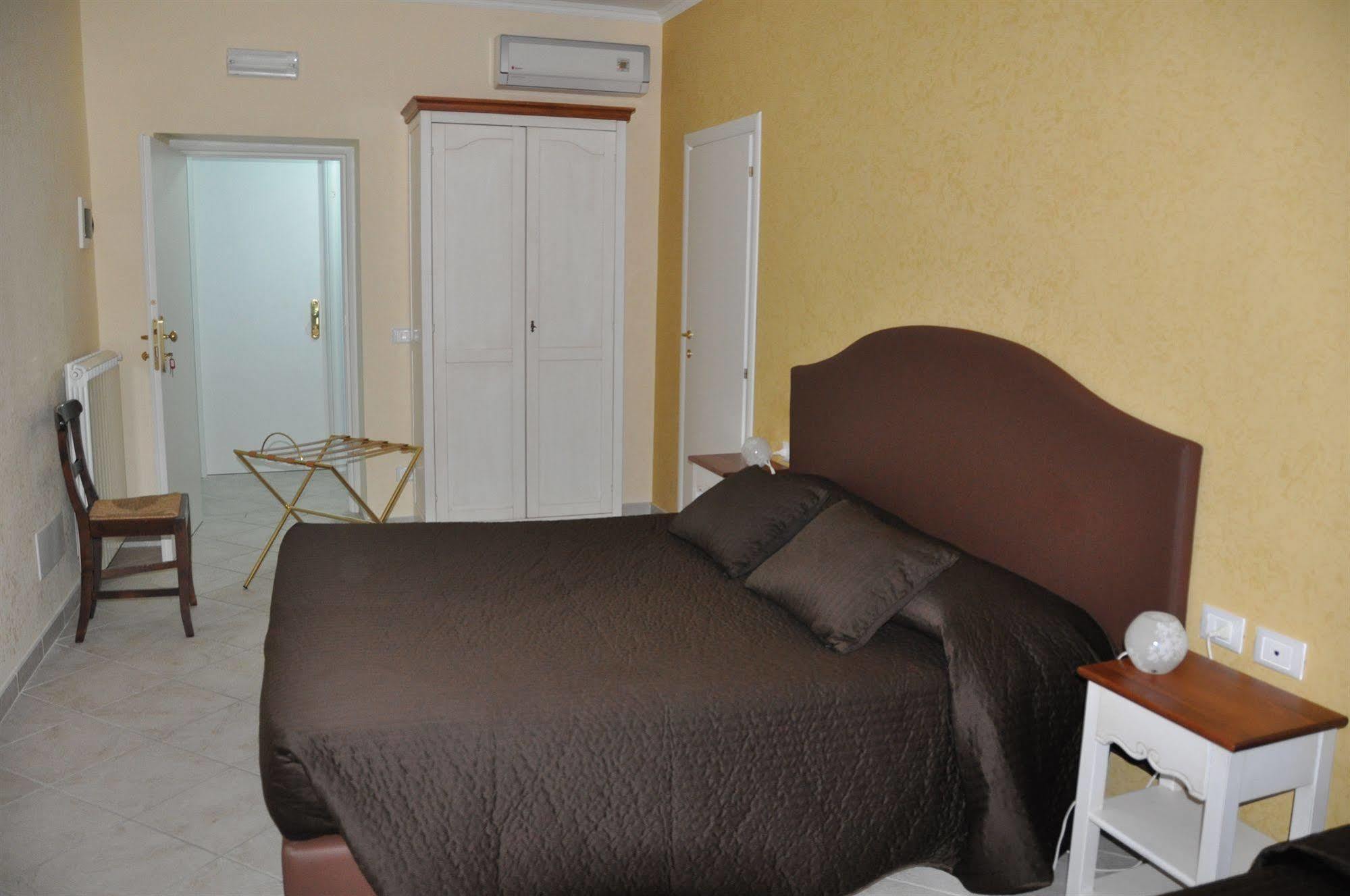 Re Monti Bed & Breakfast Rome Bagian luar foto
